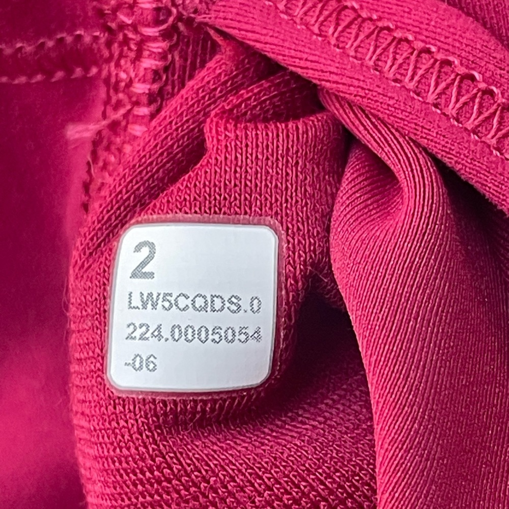 Lululemon Athletica High Rise Wonder Train, 25”, cherry red, sz2, EUC - Picture 6 of 6
